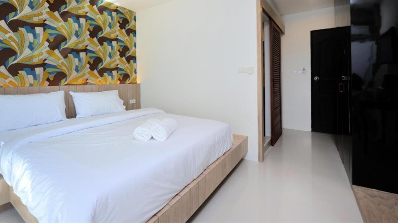 Chilli Salza Patong Hotell Exteriör bild
