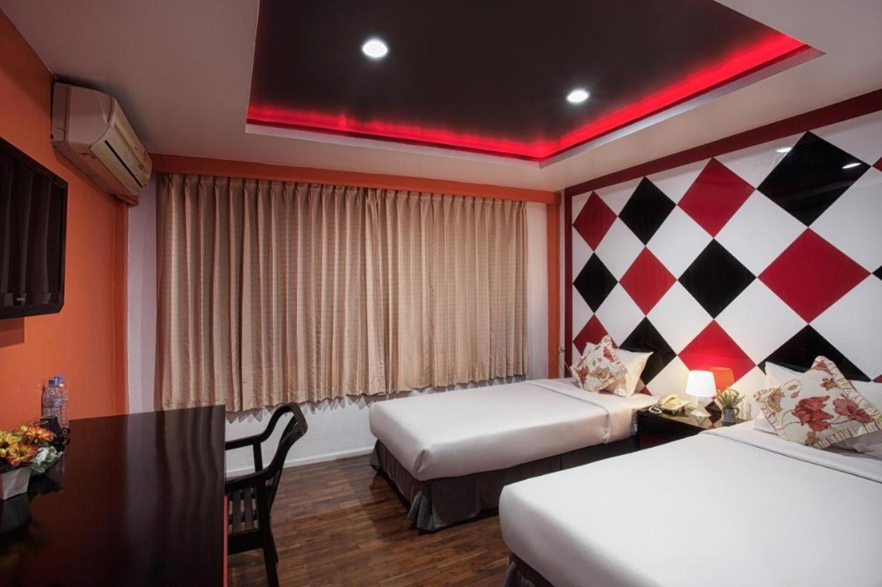Chilli Salza Patong Hotell Exteriör bild
